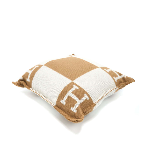 Hermes Avalon Pillow, Small Model Ecru/Camel