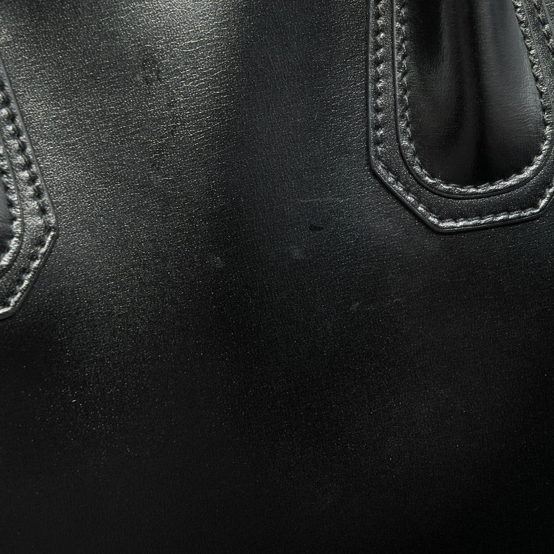 Givenchy Medium Antigona in Black