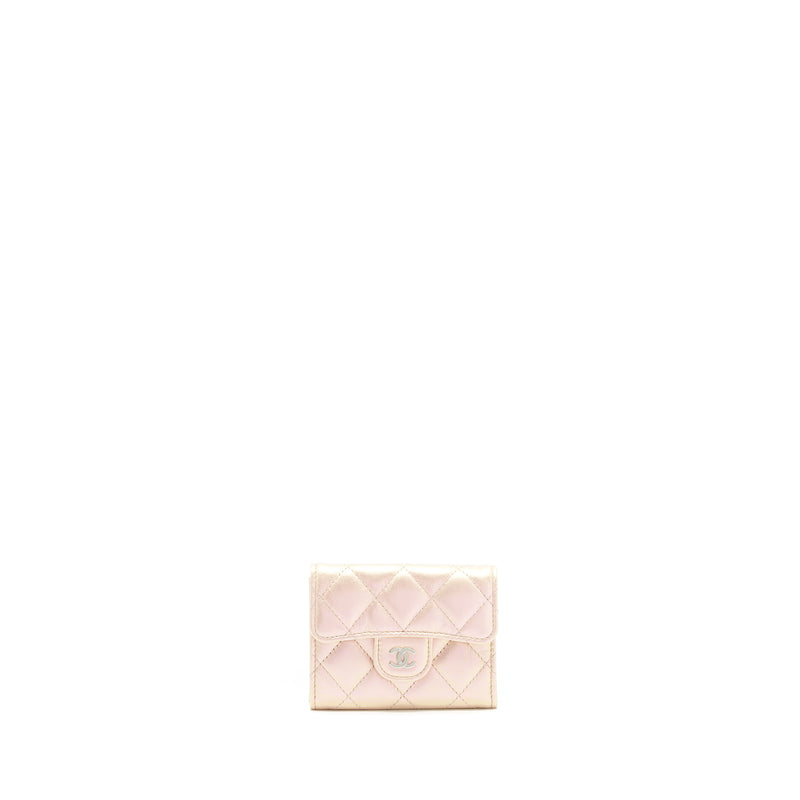 Chanel Classic Flap Card Holder Light Pink in Iridescent Calfskin