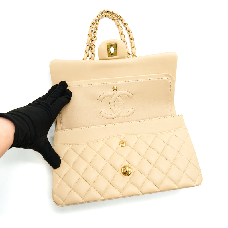 CHANEL MEDIUM CLASSIC DOUBLE FLAP LAMBSKIN BEIGE WITH GHW