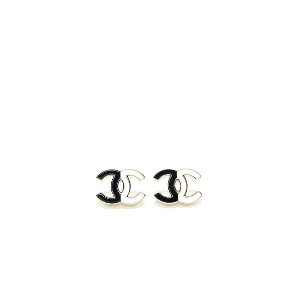 Chanel CC Logo Earrings Enamel Black/White Light Gold Tone