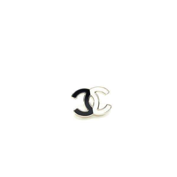 Chanel CC Logo Earrings Enamel Black/White Light Gold Tone