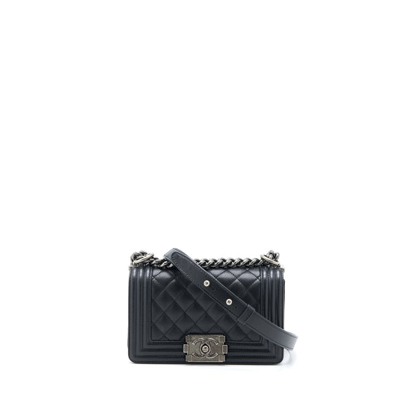 Chanel Small Boy Bag Caviar Black Ruthenium SHW (Microchip)