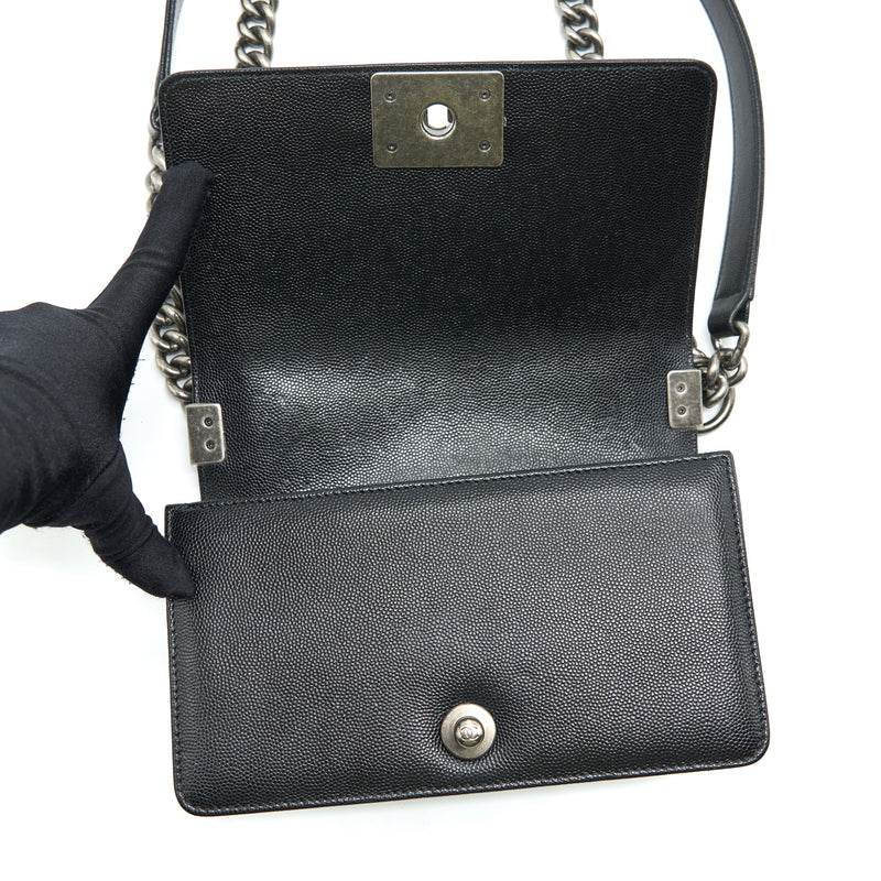 Chanel Small Boy Bag Caviar Black Ruthenium Sliver Hardware