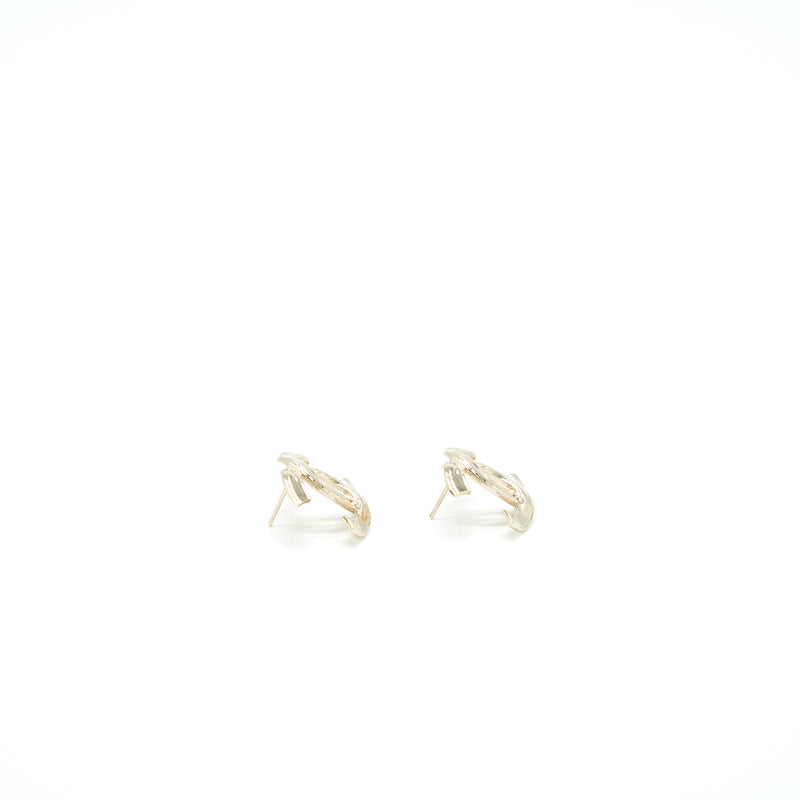 Chanel 22S CC Logo Large Model Earrings Light Gold Tone