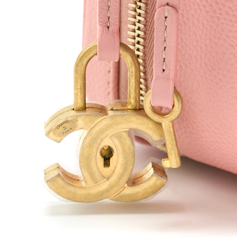 Chanel Filigree Vanity Case Caviar Pink GHW