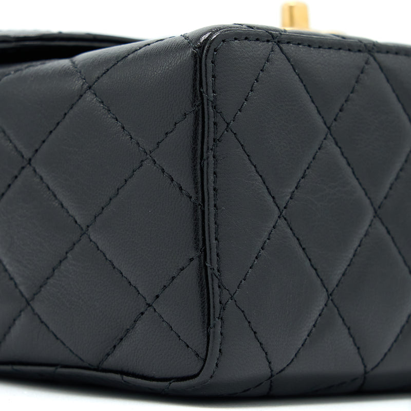 Chanel 22K Retro Classic New Square Flap Bag Goatskin Black with GHW (Microchip)