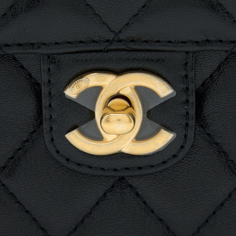 Chanel 22K Retro Classic New Square Flap Bag Goatskin Black with GHW (Microchip)