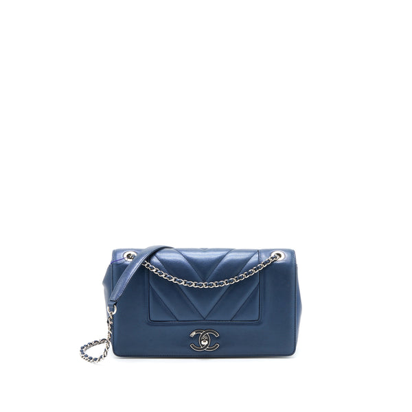 Sheepskin Quilted Vintage Mademoiselle Flap in Blue and Black GHW