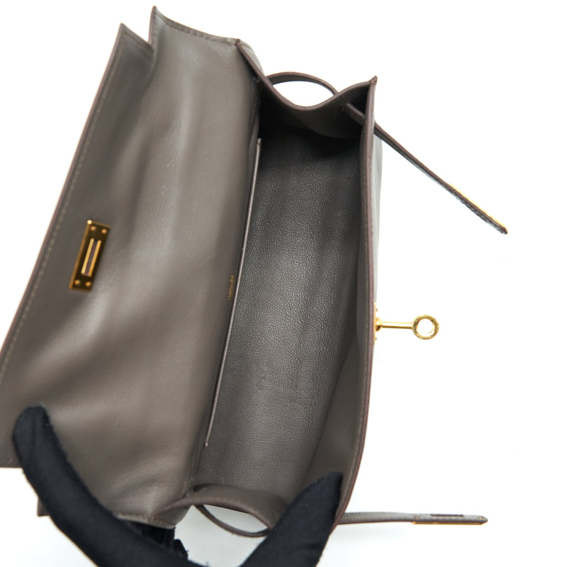 Hermes Kelly Pochette Swift 8F Gris Etain GHW Stamp Square P