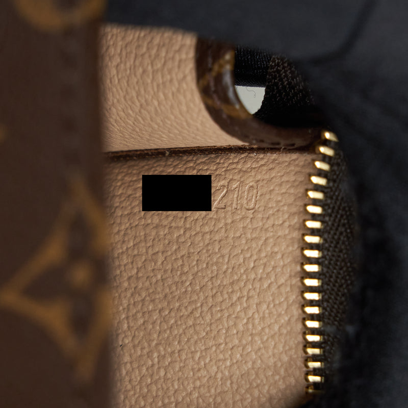 Louis Vuitton Toiletry Pochette 15 Monogram Canvas GHW
