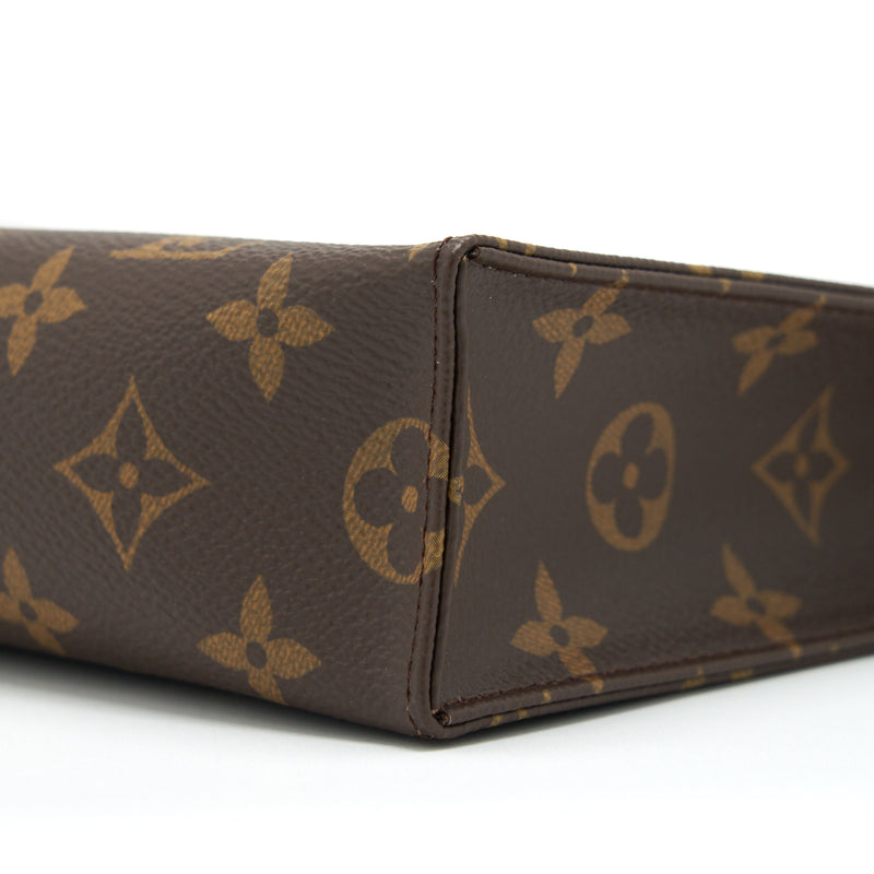 Louis Vuitton Toiletry Pochette 26 Monogram Canvas GHW