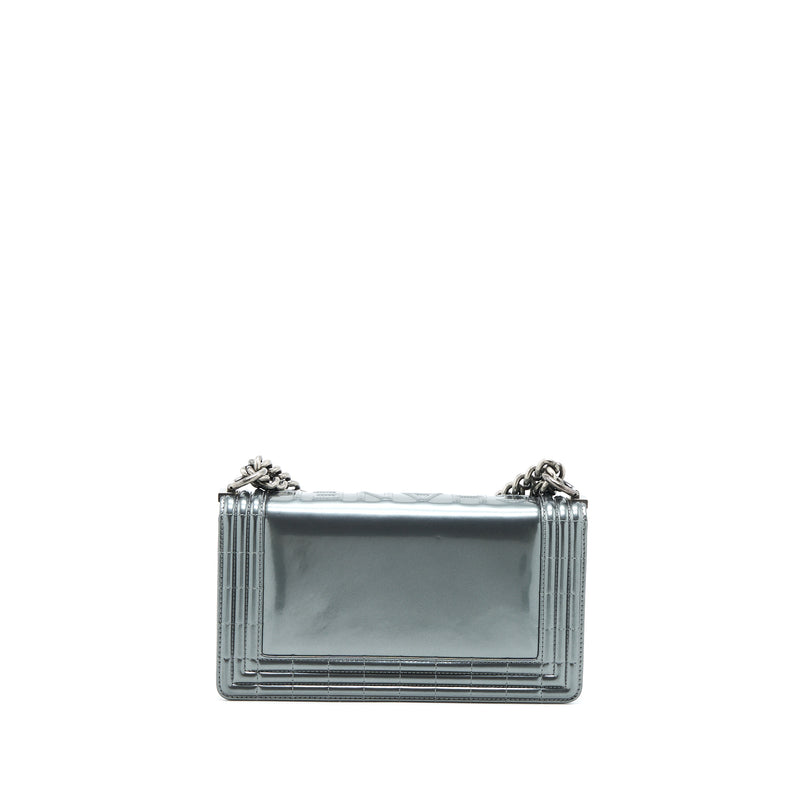 Chanel Medium Boy Bag Patent Grey Ruthenium SHW
