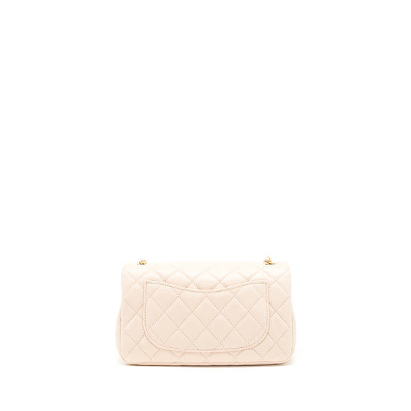 Chanel 22C Pearl Crush Mini Rectangular Flap Bag Lambskin Light Berge GHW (Microchip)