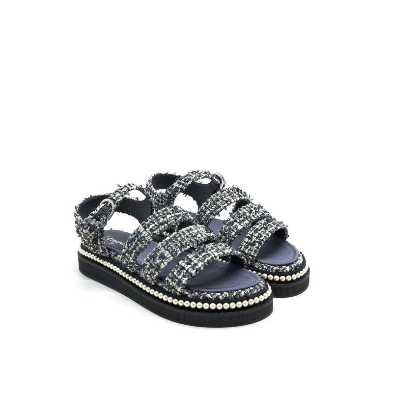 CHANEL Dad Sandals in Black And Multicolor Tweed and Lambskin 36