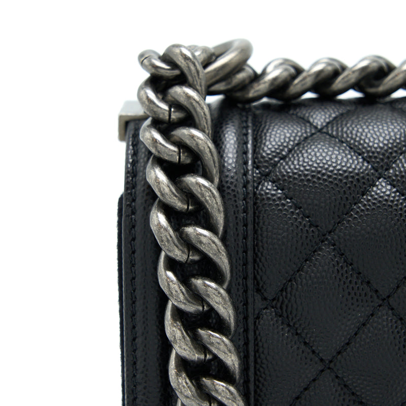 Chanel Small Boy Bag Caviar Black Ruthenium SHW (Microchip)