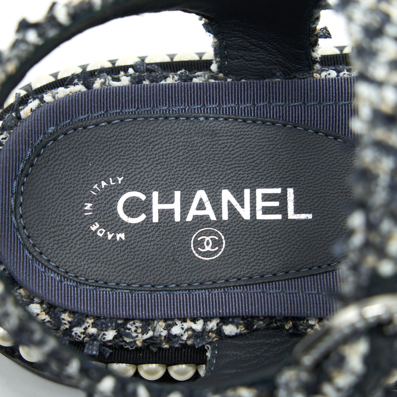 Chanel Size 36 Tweed Blue Dad Sandals