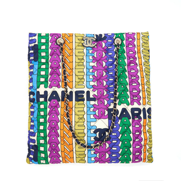 Chanel 21K Printed Barricades Quilted Logo Shopping Tote Bag Multicolour LGHW