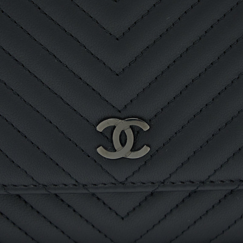 Chanel Chevron Wallet On Chain Black with Black Hardware