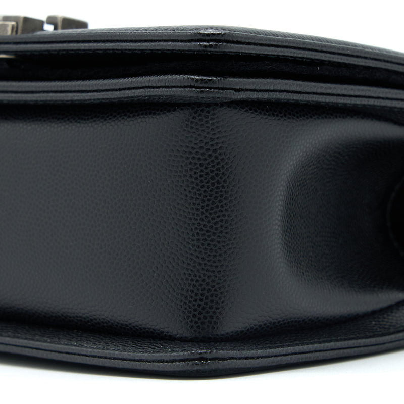 Chanel Small Boy Bag Caviar Black Ruthenium SHW (Microchip)