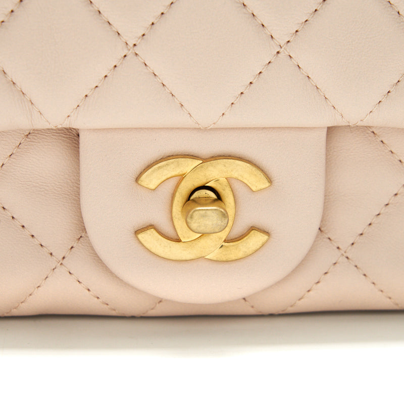 Chanel 22C Pearl Crush Mini Rectangular Flap Bag Lambskin Light Berge GHW (Microchip)