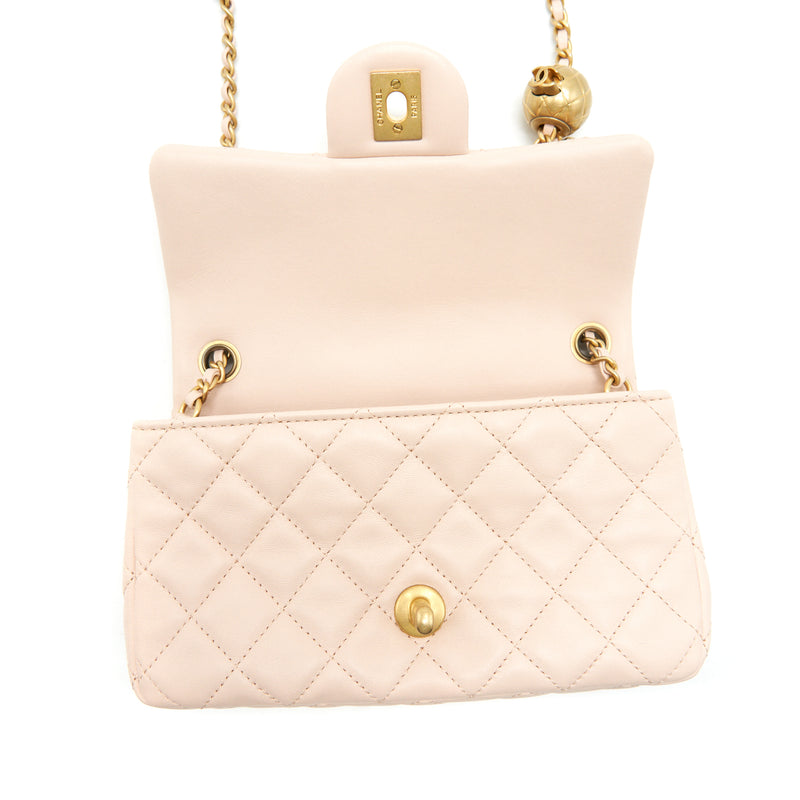 Chanel 22C Pearl Crush Mini Rectangular Flap Bag Lambskin Light Berge GHW (Microchip)