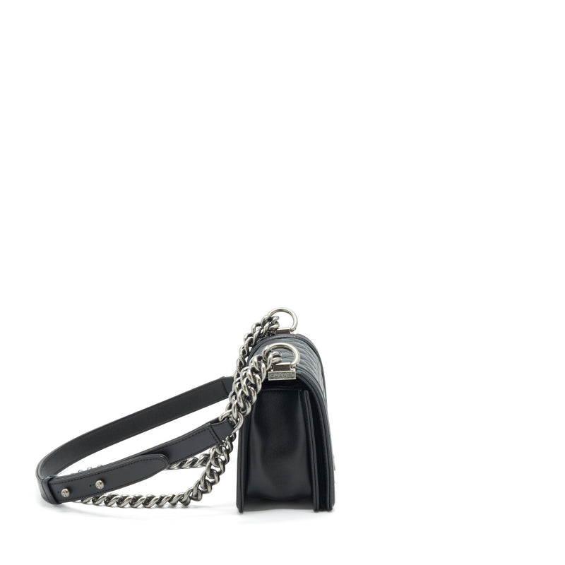 Chanel Small Boy Calfskin Black Ruthenium Sliver Hardware