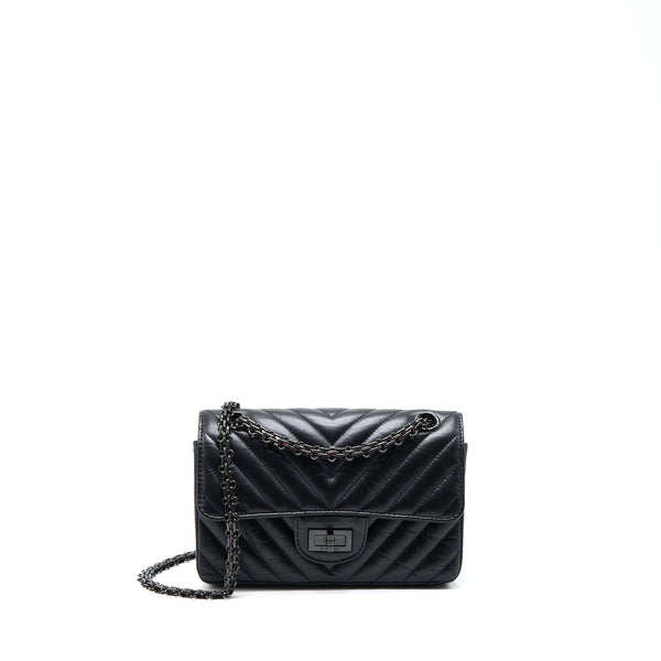 Chanel Mini 2.55 Reissue Chevron Calfskin So Black