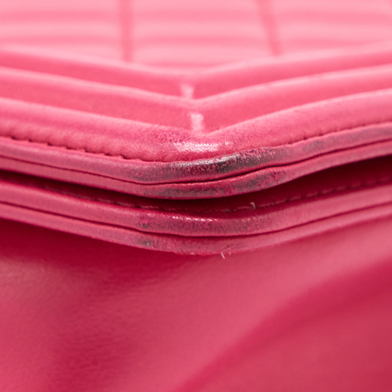Chanel Medium Boy Bag Lambskin Pink GHW