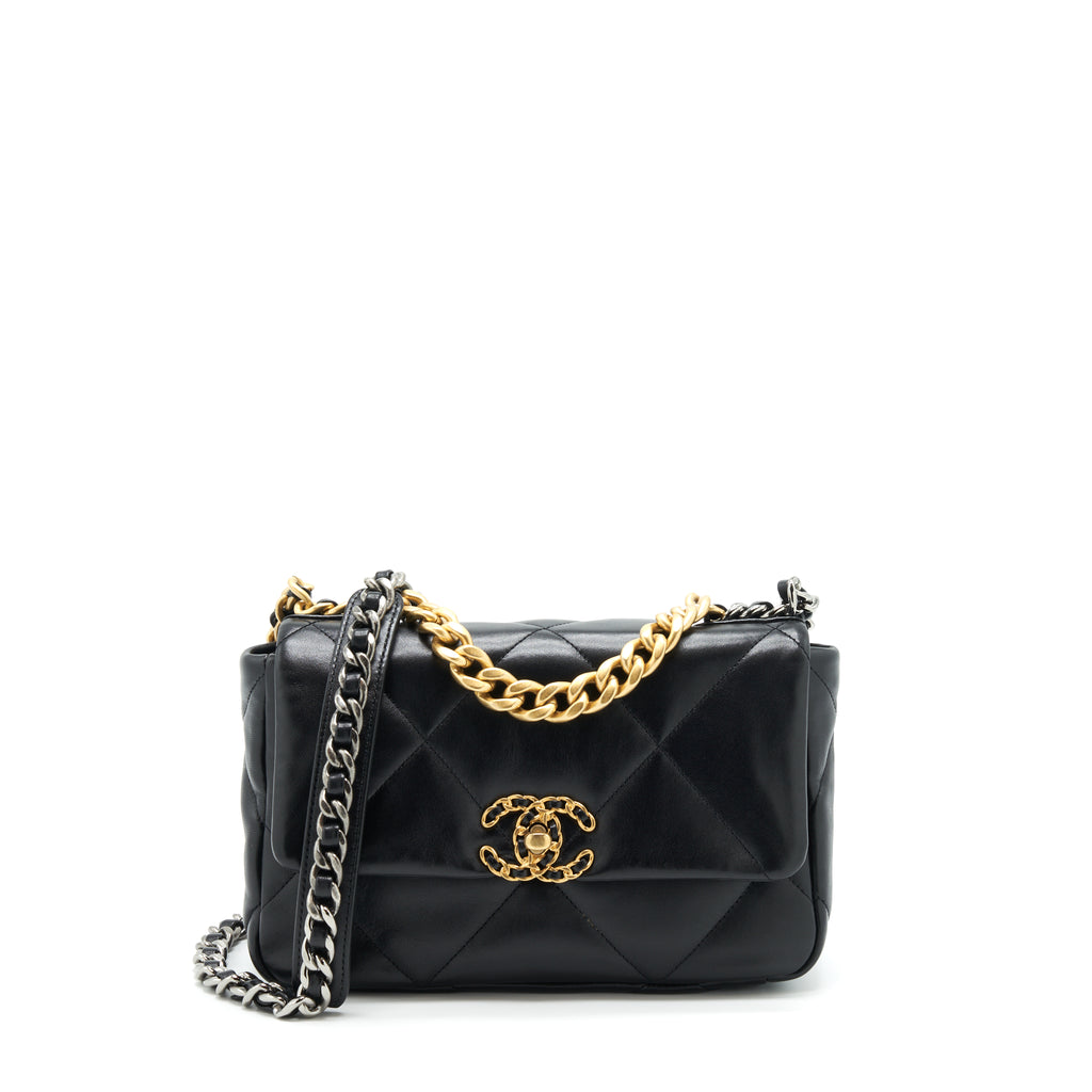 Wallet on chain chanel 19 leather handbag Chanel Black in Leather