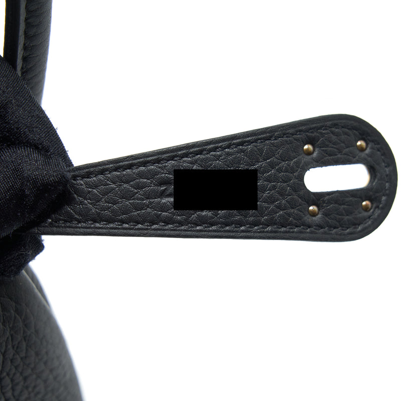 Hermes Lindy 26 Clemence Black GHW Stamp Z