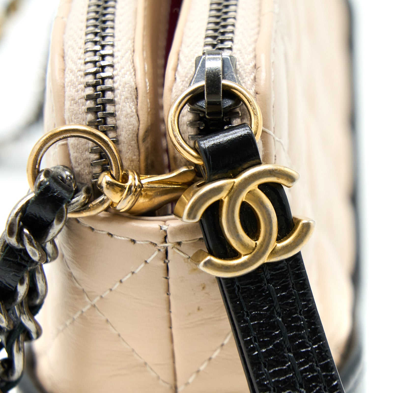 CHANEL GABRIELLE 新品リペア2本付き Chanel Rose Pink Aged Calfskin Leather Gabrielle Double Zip