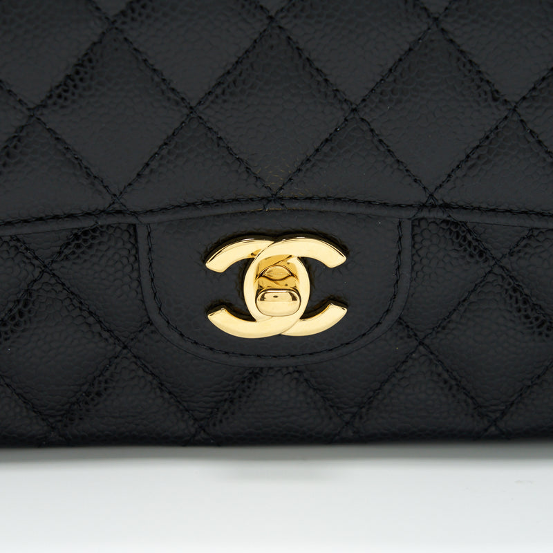 Chanel Medium Classic Flap bag Caviar Black GHW