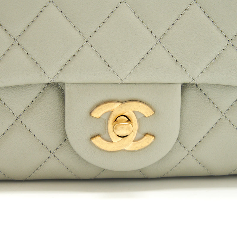 Chanel 22C light Pearl Crush mini Flap Bag Lambskin light Grey GHW (microchip)