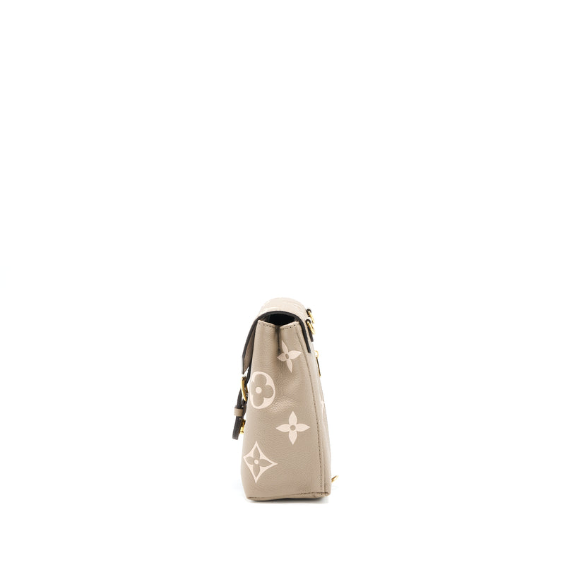 Louis Vuitton Bicolor Beige/White Empreinte Metis. Microchip. Made