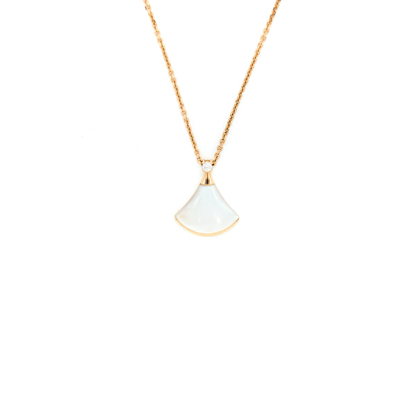 Bvlgari Diva`s Dream Necklace Mother of Pearl with Diamond Rose Gold