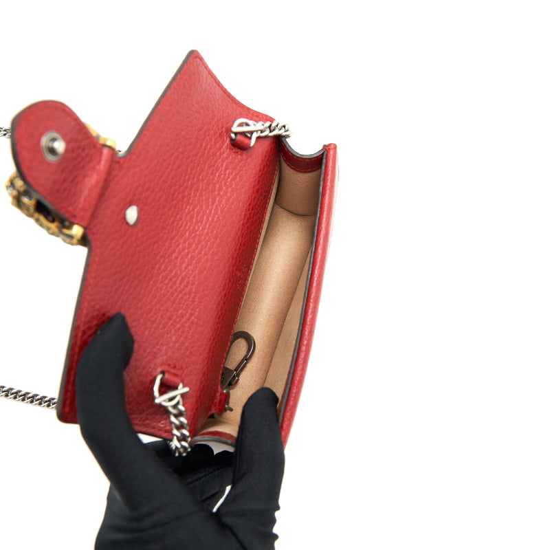 Gucci Dionysus Leather Super Mini Bag In Red