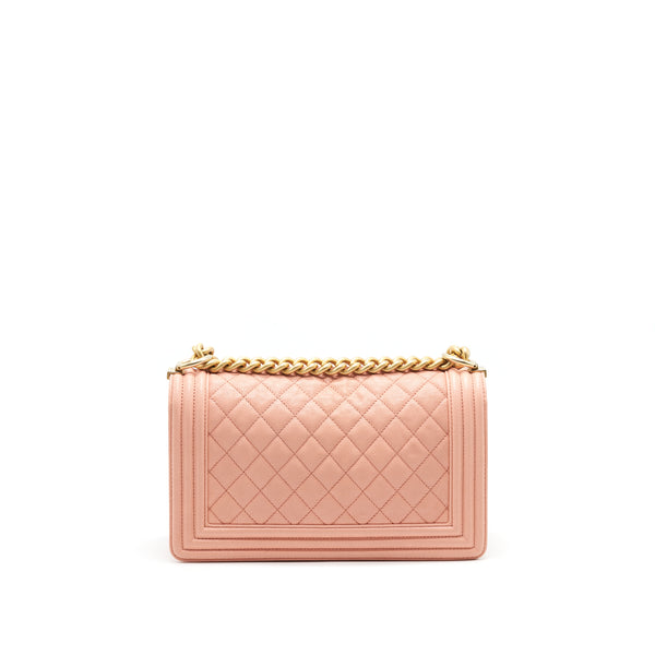 CHANEL MEDIUM BOY CHANEL BAG CAVIAR PINK GHW