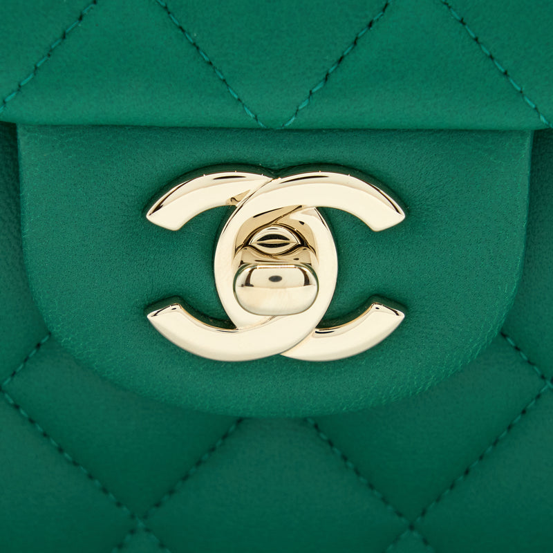 Chanel Small Classic Double Flap Bag Lambskin Green LGHW(Microchip)