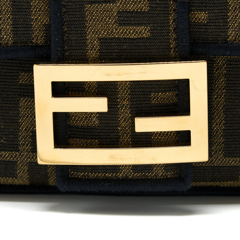 FENDI Baguette Pouch Brown jacquard FF fabric clutch with chain