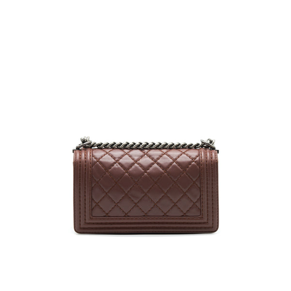 CHANEL MEDIUM BOY CHANEL BAG CHOCOLATE BROWN SHW