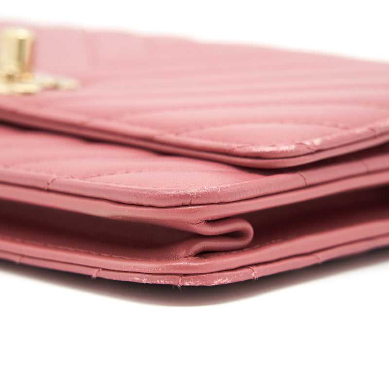 Chanel Chevron trendy CC Wallet on Chain Lambskin pink LGHW