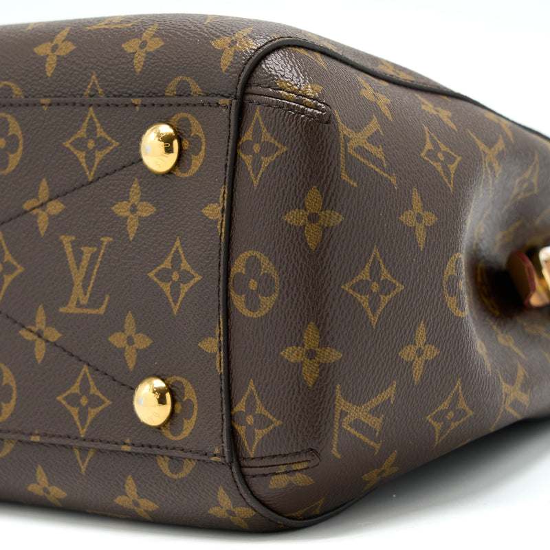 Louis Vuitton Montaigne MM Monogram Canvas GHW
