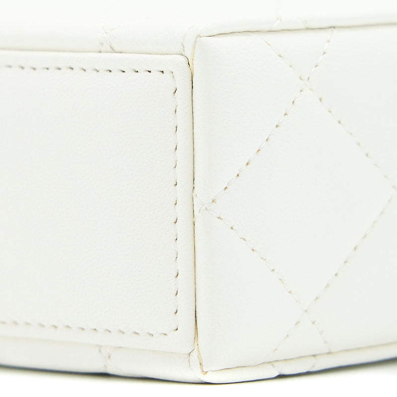 Chanel 22P Quilted Mini Box Vanity With Chain Lambskin White LGHW
