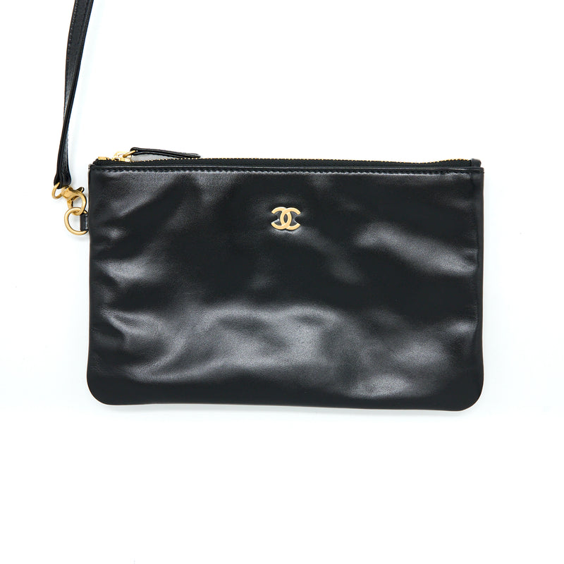Chanel Medium 22 Bag Gold Letter Shiny Calfskin Black Brushed GHW(Microchip)