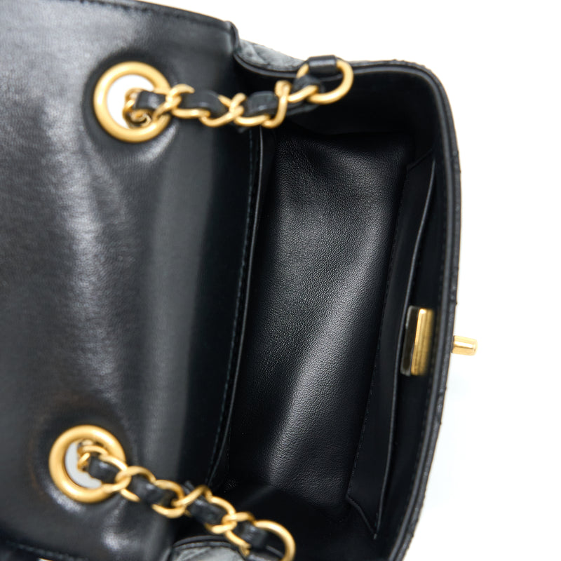 Chanel 22K Retro Classic New Mini Square Flap Bag Goatskin Black GHW(Microchip)