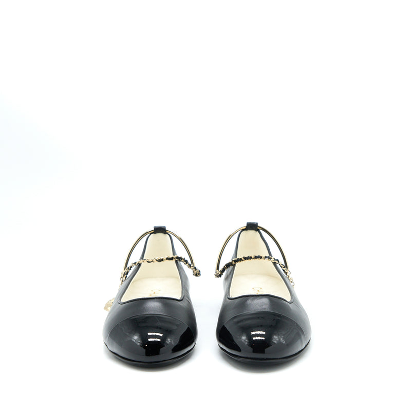 Chanel Size 39 Flats Lambskin Black