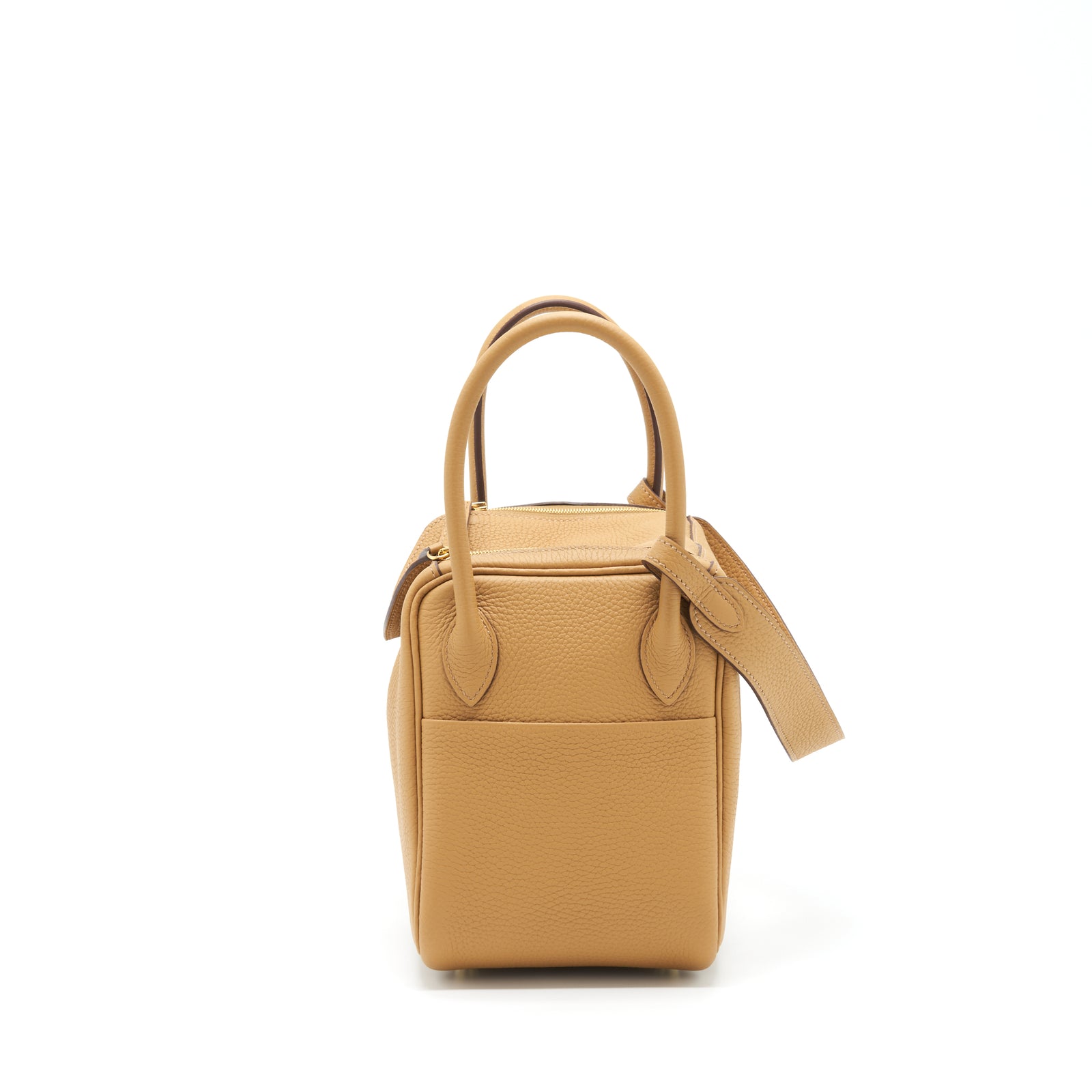 Hermes Lindy 26 リンディ 26 STAMP □P TCレザー【新品同様】 Hermes Lindy 26 Clemence Leather 4b Biscuit Stamp Z