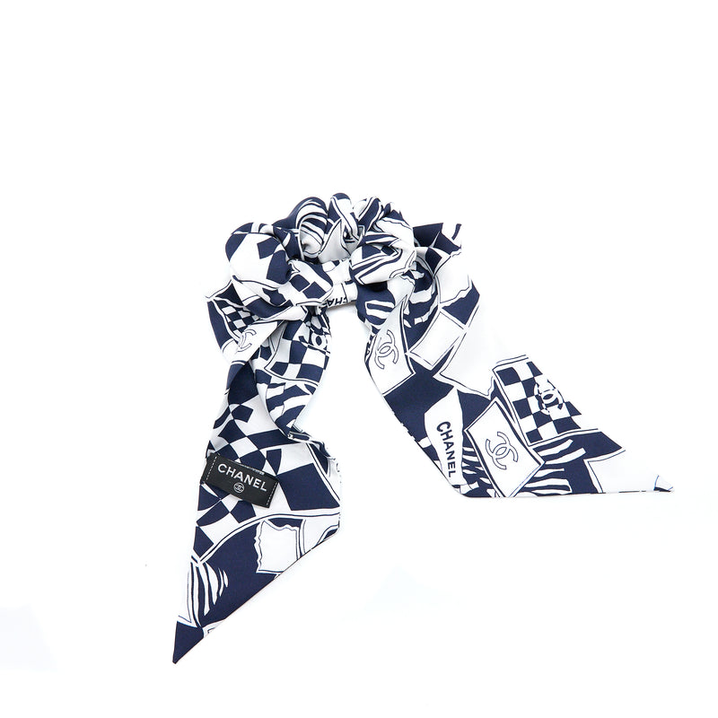 Chanel 23C CC Logo Hair Tie Navy/White