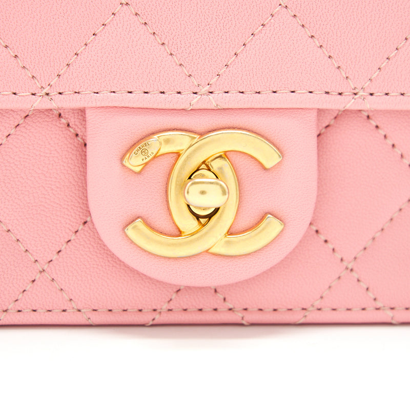 Chanel quilted Pearl Chain Goat Skin flap Bag PINK GHW